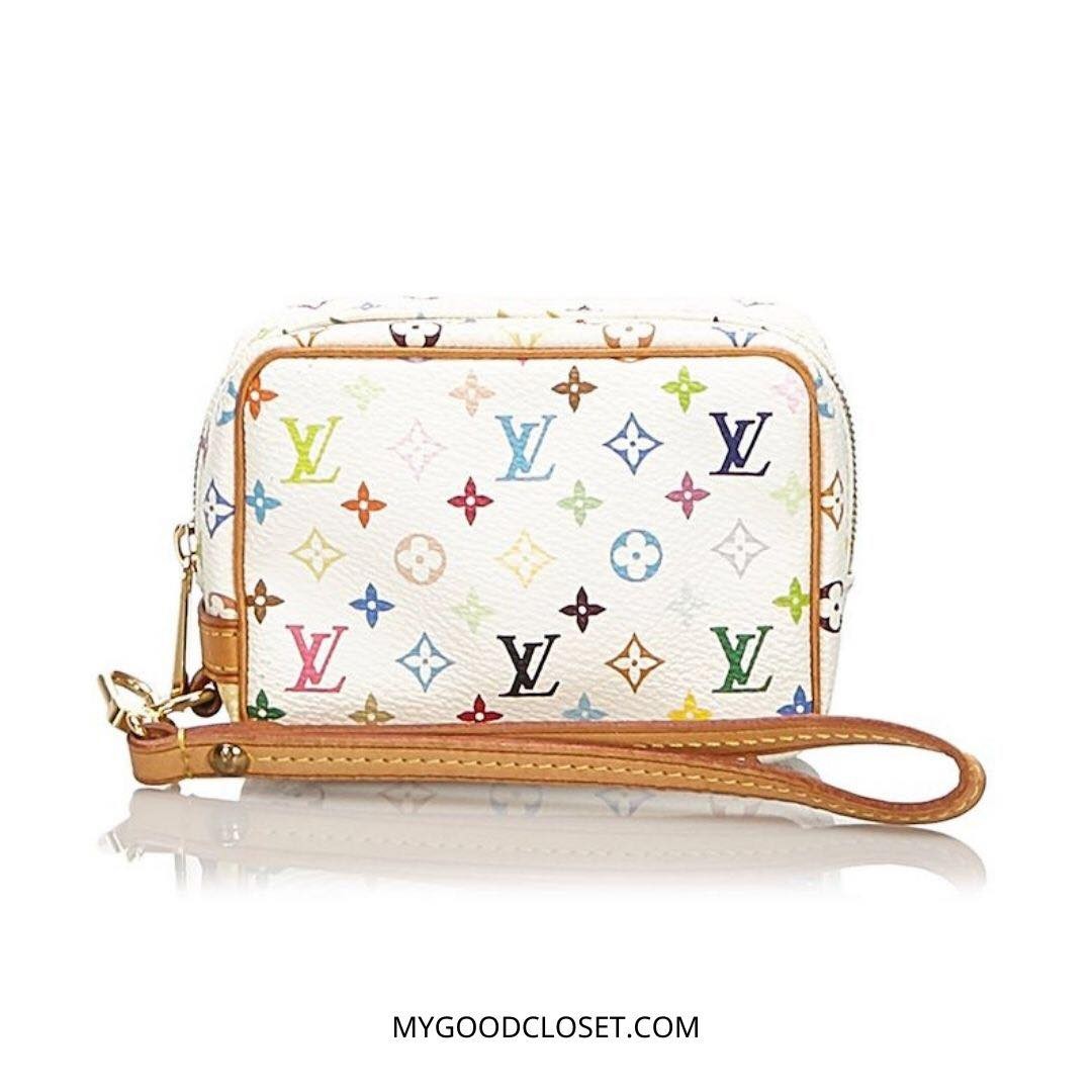 Highly collectible multicolor trousse wapity pouch from the legendary collaboration 
of Takashi Murakami and Louis Vuitton 
#louisvuitton #louisvuittonpouch #clutch #clutchbag #secondhandstyle #preloved #mygoodcloset #mygoodclosetconcept