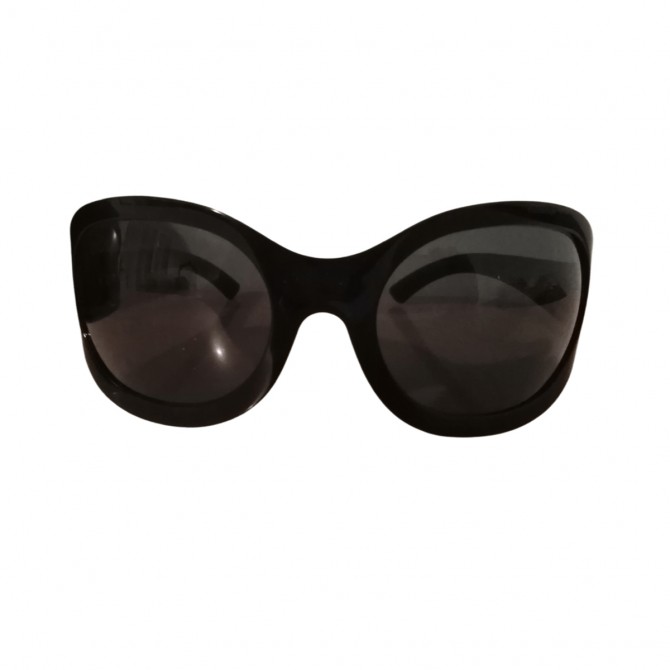 Gucci Black masque-styled sunglasses brand new.