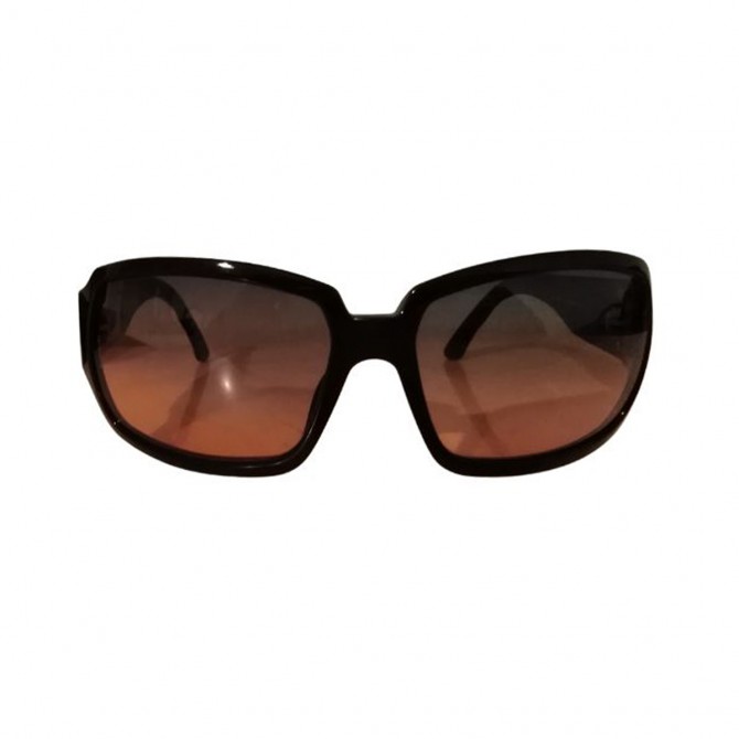 CHANEL Black sunglasses brand new