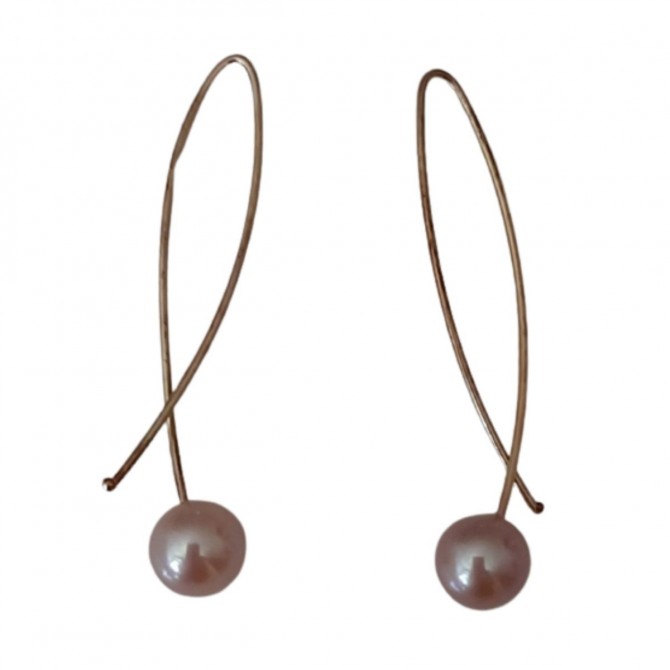 Gold earrings with grey/pink pearls 