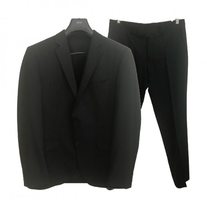 Boss Black Suit size IT 50