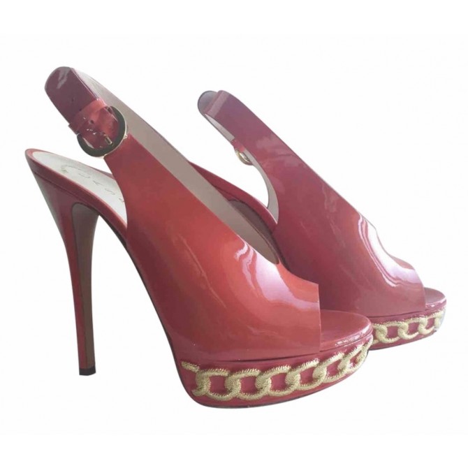 Casadei coral red heels with gold tone chain decoration size US 8 1/2 