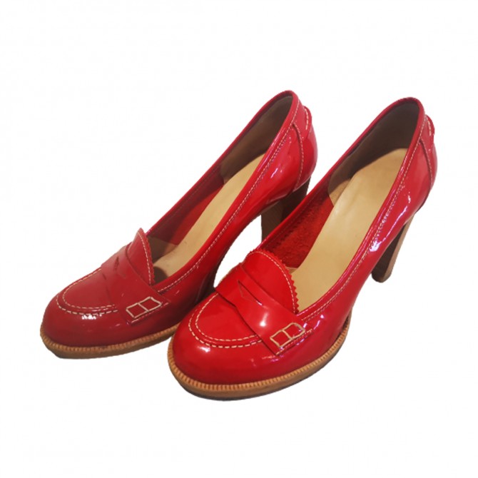 Red patent leather pumps size IT37