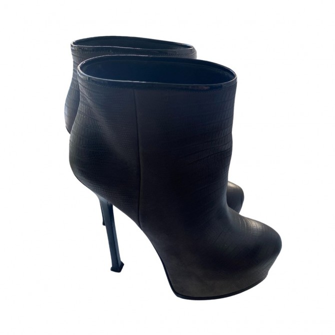 Yves Saint Laurent platform leather ankle boots size IT 37.5