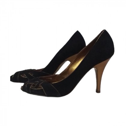 Roberto cavalli black suede heels with gold tone heels size IT 37
