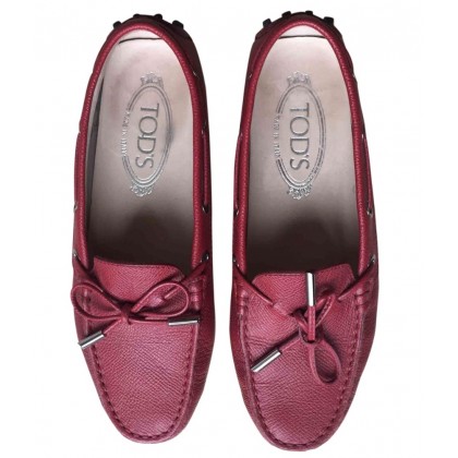 Tod’s mocassin flats in red leather 