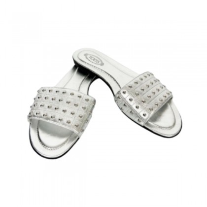 TOD’S metallic silver leather flat sandals size 37.5 NEW