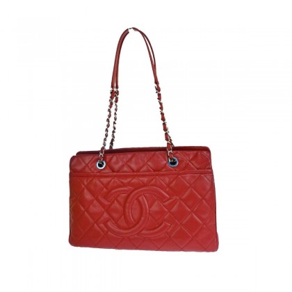 Chanel red leather shoulder bag