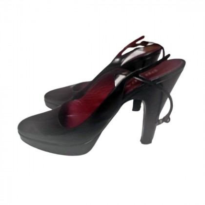 Prada black leather heels size IT 39