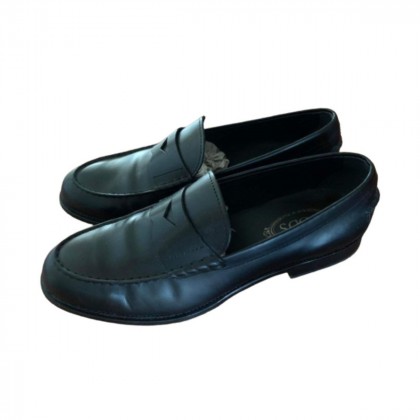 TOD'S black leather loafers size 11.5