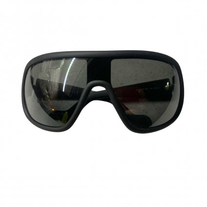 Moncler unisex Shield Sunglasses Matte Black 