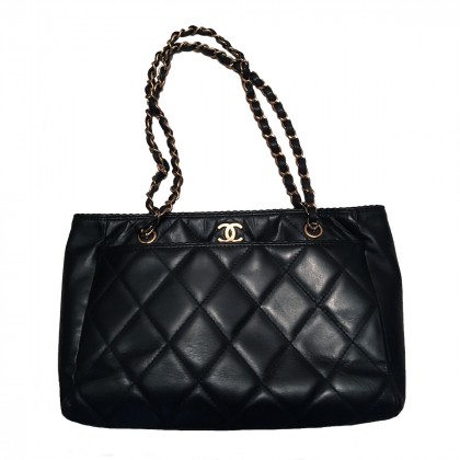 chanel-shoulder-bag